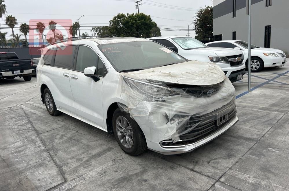 تويوتا سيينا